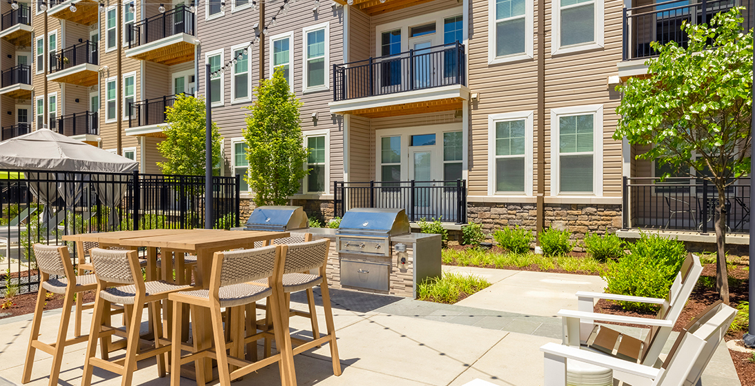 Refinery courtyard with grills and seating